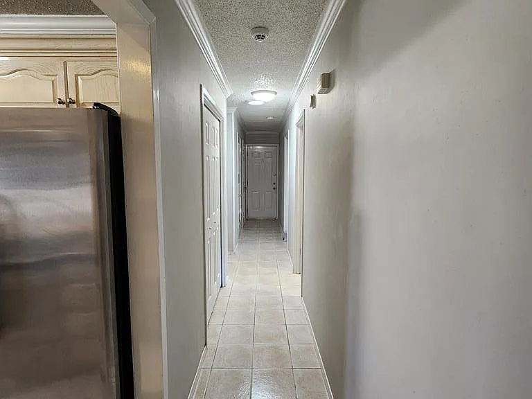 1805 Magnolia Ave — Photo 8