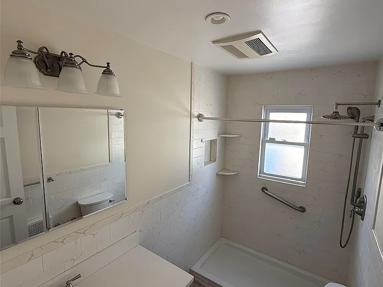59 Wood St #1 — Photo 5