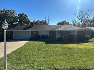 135 Dartmouth Way, Aliquippa, PA 15001