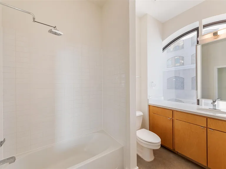 507 Sabine St #707 — Photo 17