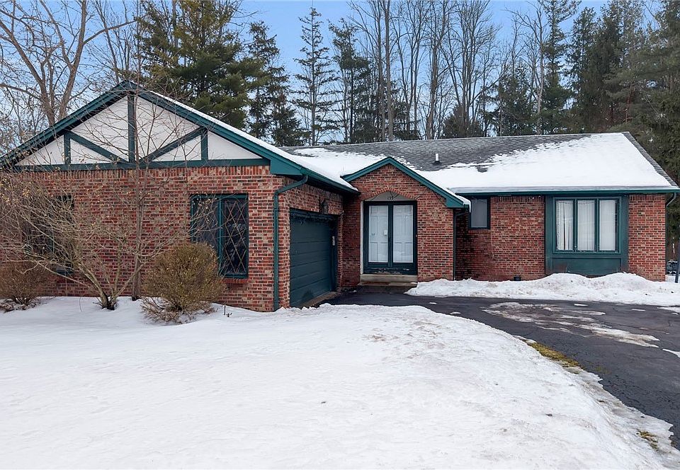 1st image of 135 Misty Ln
