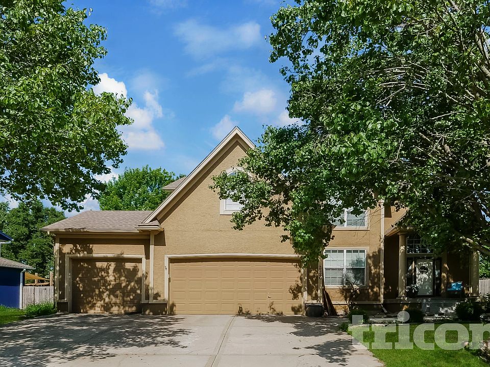 1st image of 2220 Makayla Ln