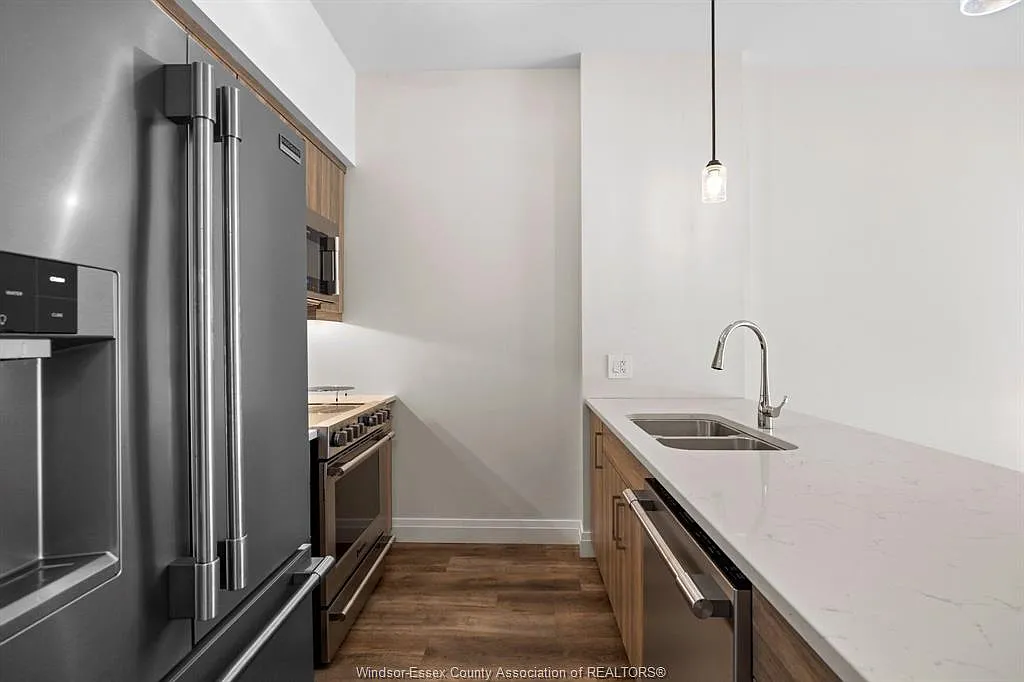 2 bed, 2.0 bath, $2,650 — Photo 4