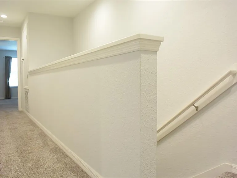 1213 Grantham Dr — Photo 21