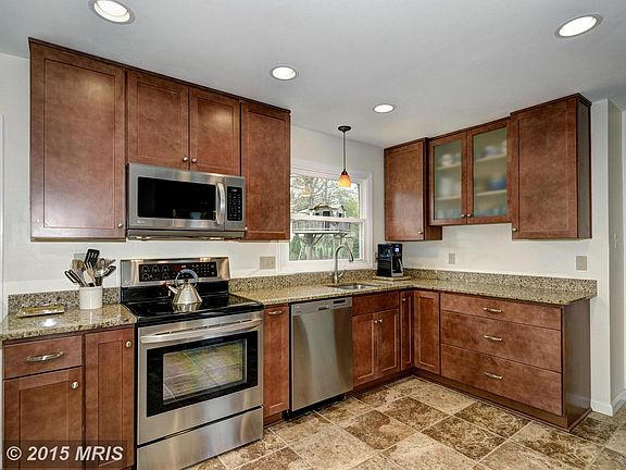 2nd image of 17205 Sandy Knoll Dr