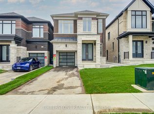 162 Thorndale Rd, Brampton, ON L6P2P8