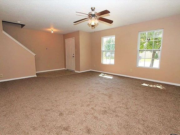 3rd image of 2689 Chilton Dr