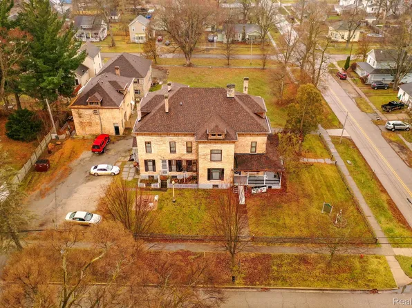 4707 Water St, Columbiaville, MI 48421