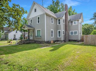 515 N Kalamazoo St, Paw Paw, MI 49079