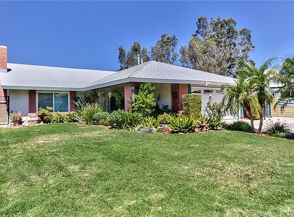 2nd image of 3466 Whirlaway Ln