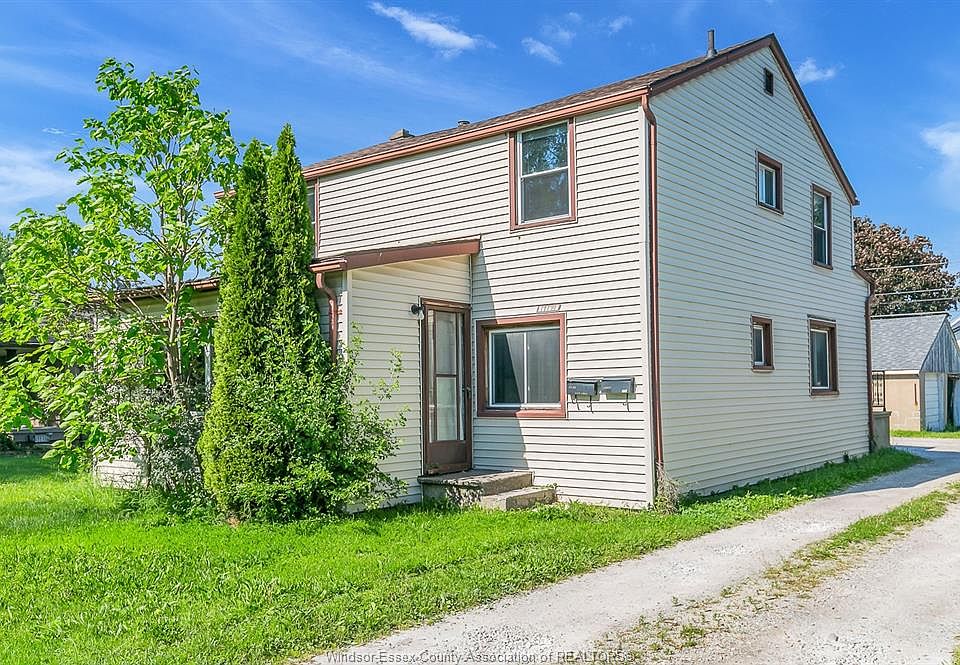1st image of 3376 Byng Rd