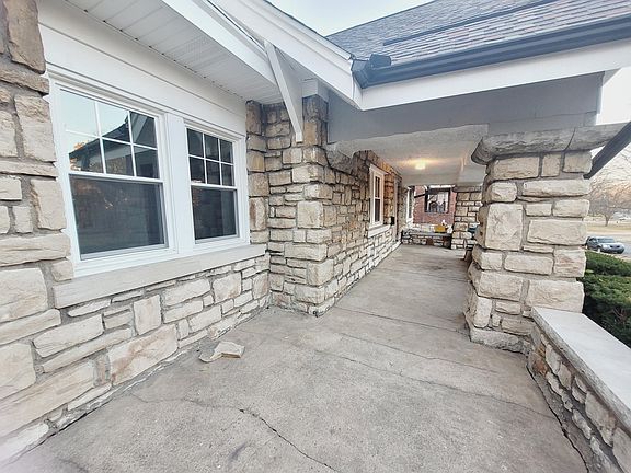 3rd image of 5116 Paseo Blvd