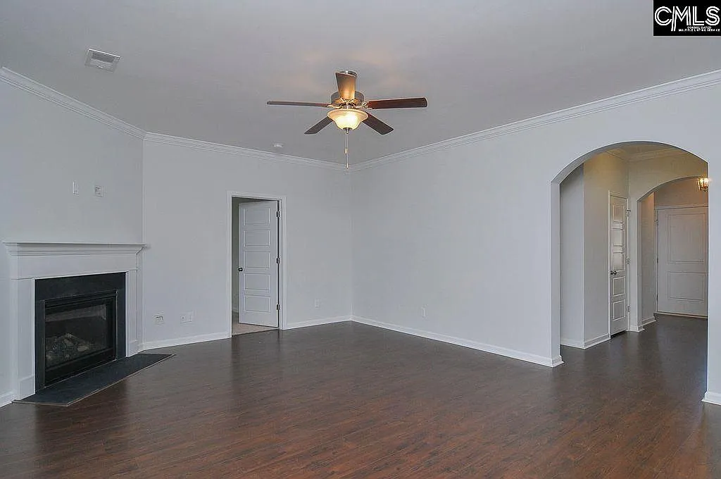 5 bed, 2763 sqft, $2,795 — Photo 4