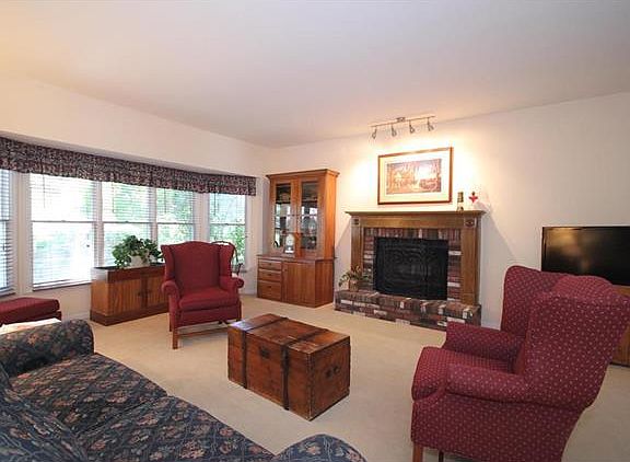 4th image of 1549 Clayton Woods Ct