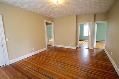 2nd image of 11-15 America St #17225661