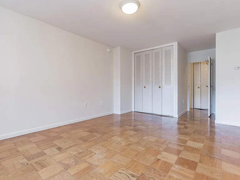 522 21st St NW #708 — Photo 12