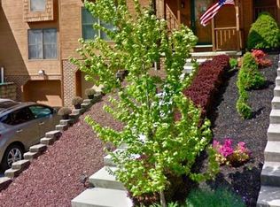 132 Weldon Dr, York, PA 17404