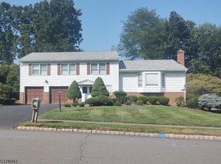 43 Reston Rd, Wayne, NJ 07470