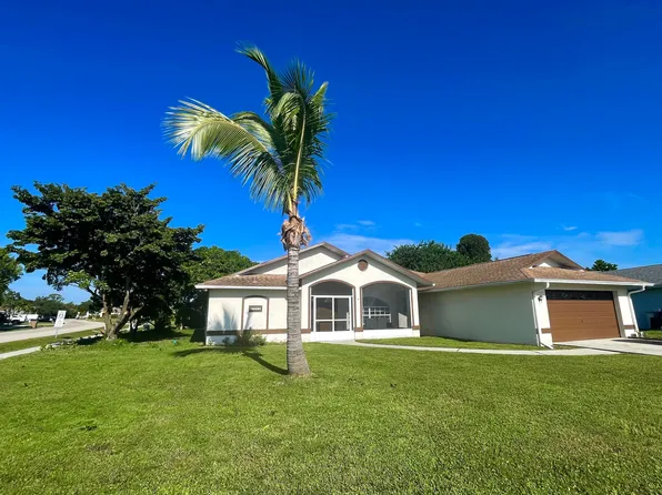 1501 Senior Ct, Lehigh Acres, FL 33971