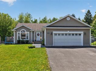 102 Acacia Dr, Moncton, NB E1E0A3