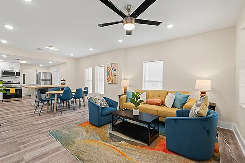 530 E 3rd St Photo 1