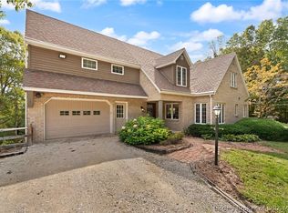 925 W Oakwood Lane, Paoli, IN 47454