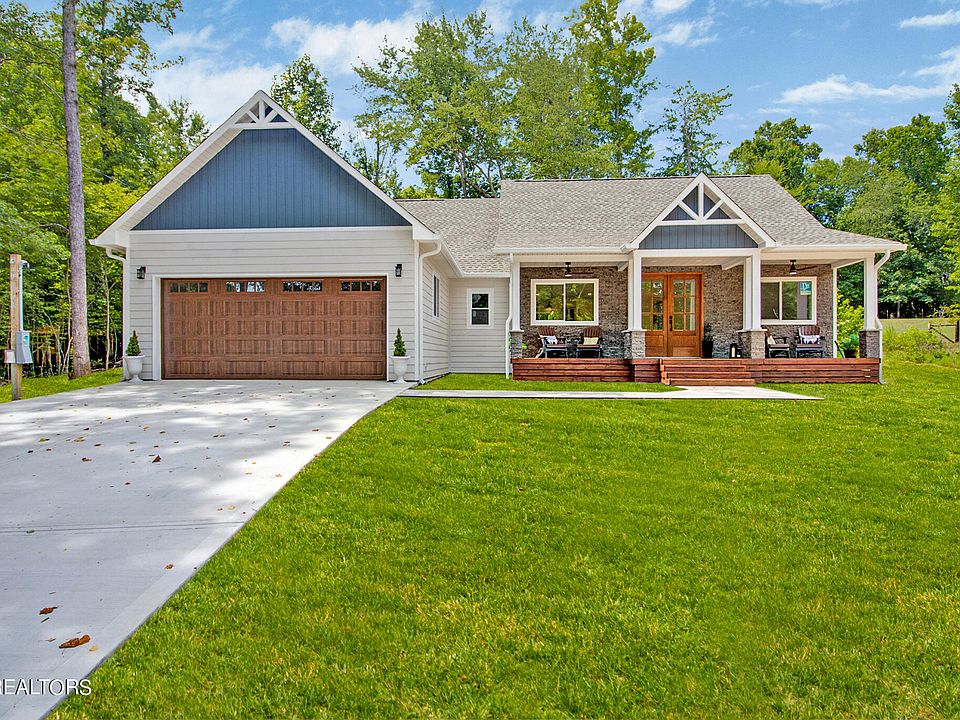 1st image of 715 Halfmoon Shores Dr
