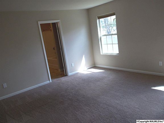 5th image of 223 NE Bermuda Lakes Dr