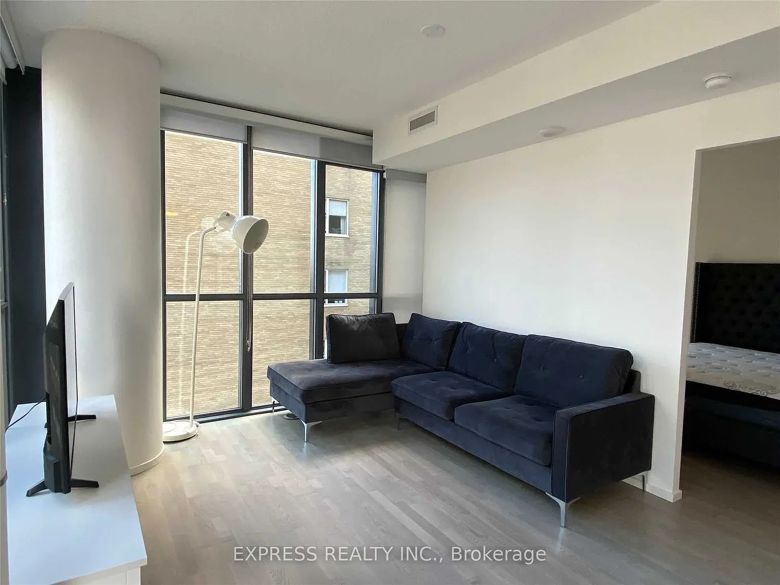 2 bed, $3,600 — Photo 2