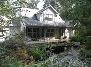 141 Maple Dr, New Holland, PA