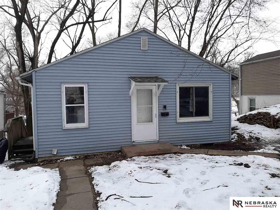 1st image of 5814 N 42nd St