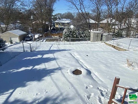 4th image of 3629 Jones St