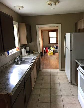 5th image of 6026 Park Ave