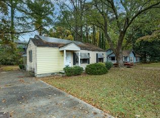 3074 Delowe Dr, East Pt, GA 30344