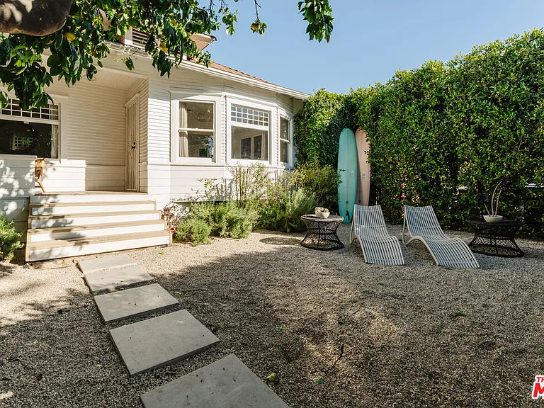 1163 Nelrose Ave — Photo 28