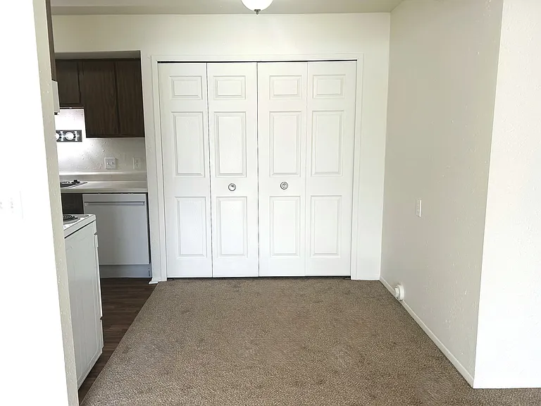 Perry Place Apartments — Photo 46