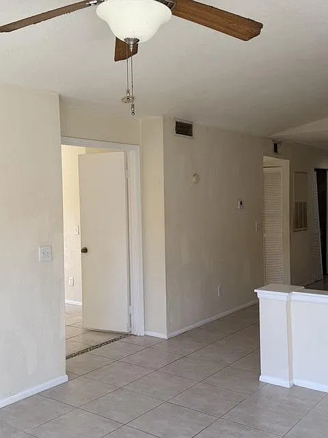 2 bed, 1.0 bath, 857 sqft, $2,095 — Photo 3