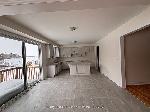 5th image of 30 Rosanne Cir