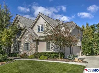 3122 N 158th Plaza Cir, Omaha, NE 68116