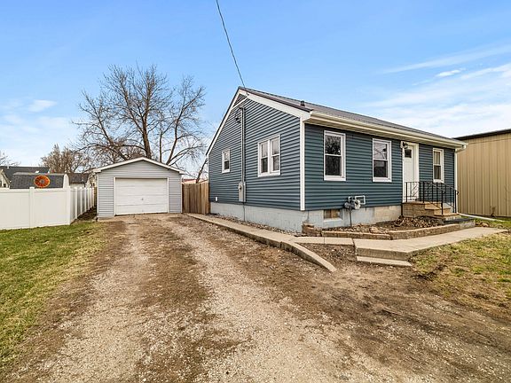2nd image of 305 1st St
