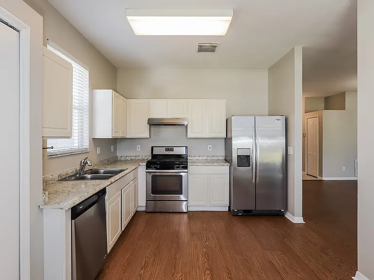 10639 Eveningwood Ct — Photo 6