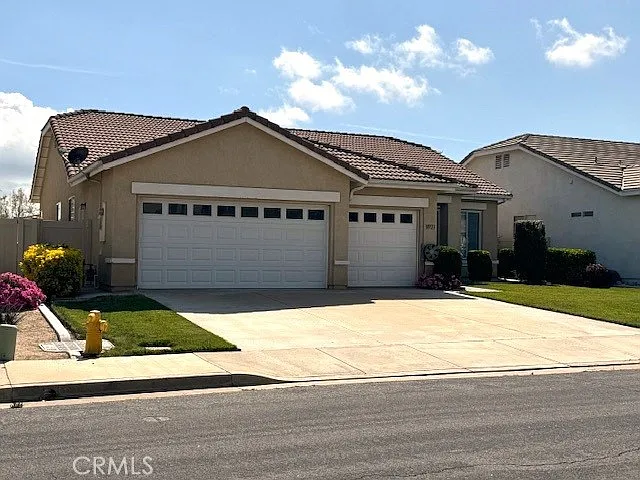 Building Photo - 39723 Clements Way