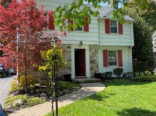 67 Montclair Dr, Rochester, NY 14617