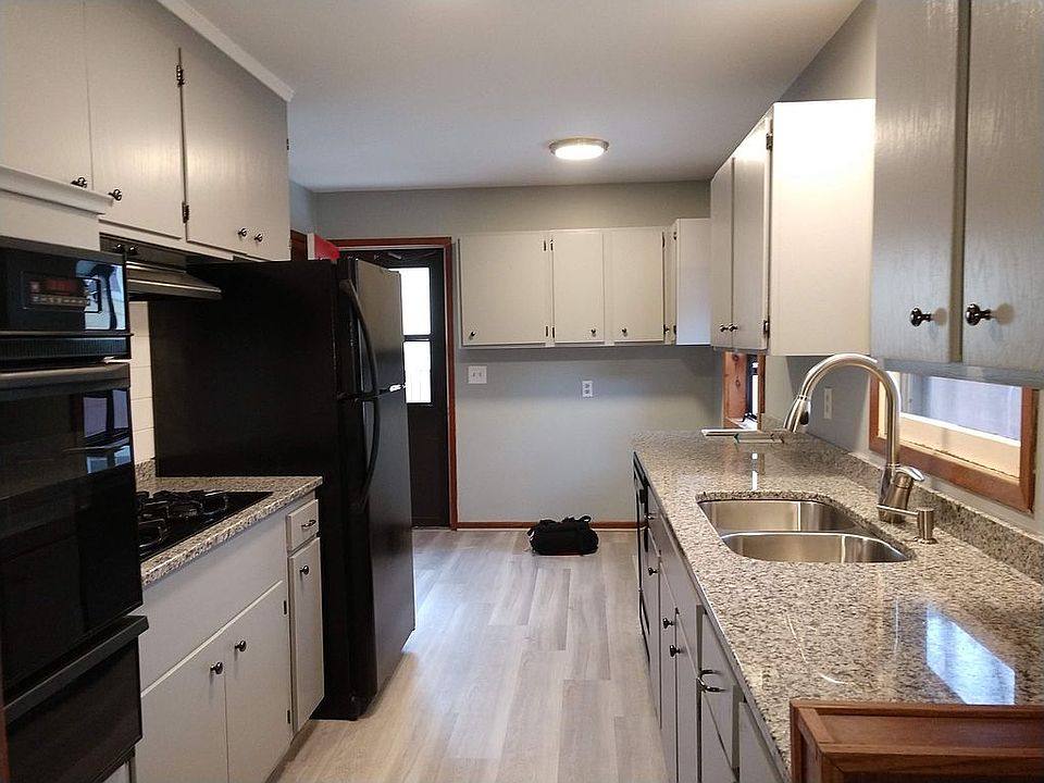 Kitchen with Breakfast Nook