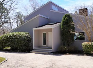 2658 Quogue Riverhead Rd, East Quogue, NY 11942