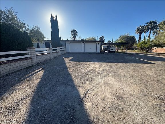 2nd image of 5881 S Sandhill Rd