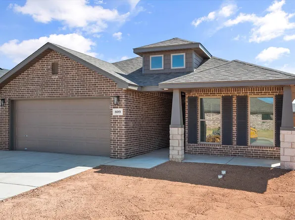 809 E 30th St, Wolfforth, TX 79382