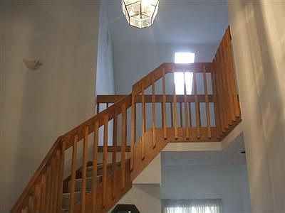 4th image of 2373 Westlawn Dr