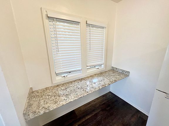 4th image of 2401-15 G St #2401