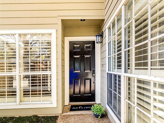 2nd image of 8503 Coppertowne Ln